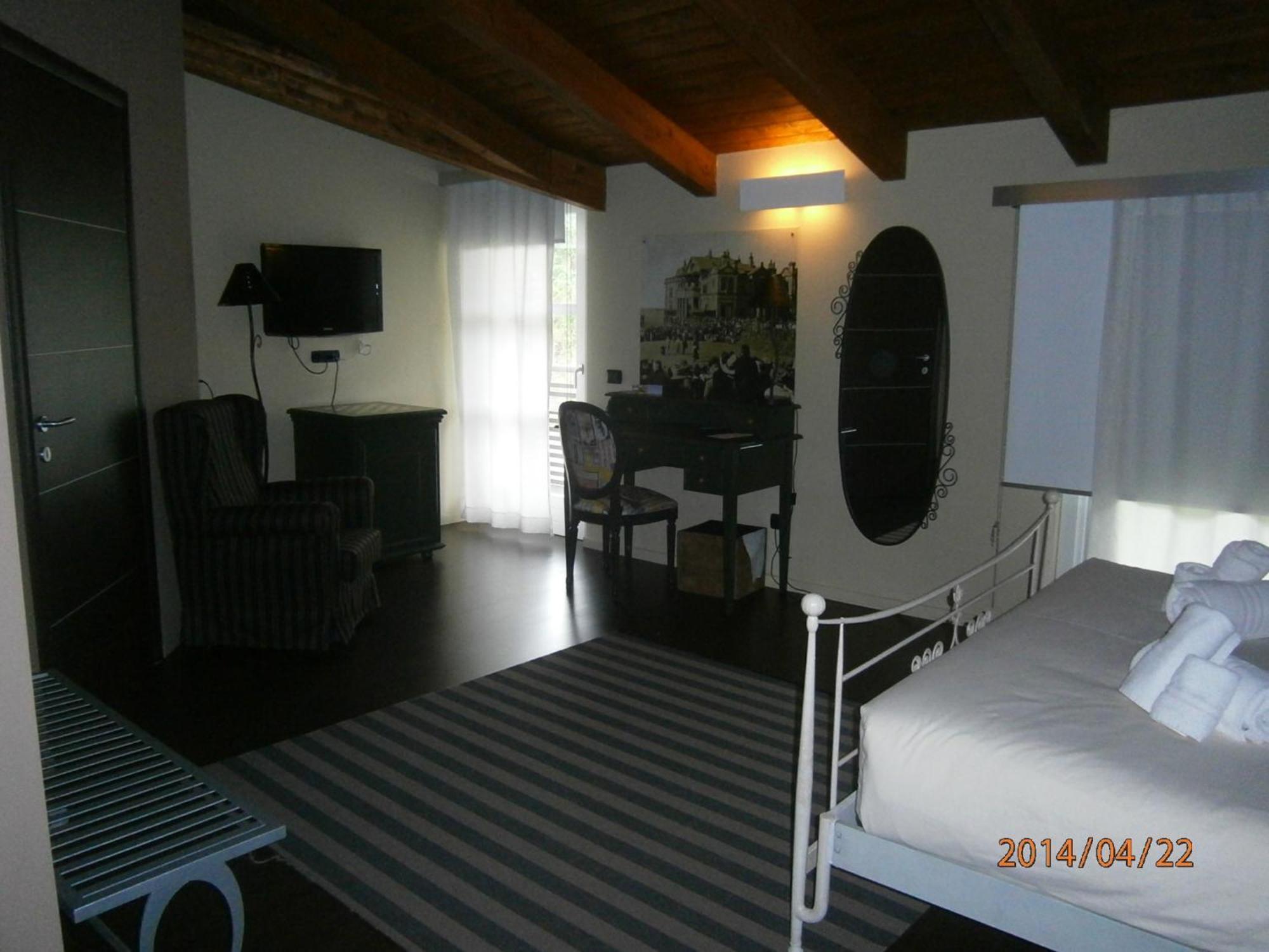 Foresteria Del Castello Torre Canavese Zimmer foto